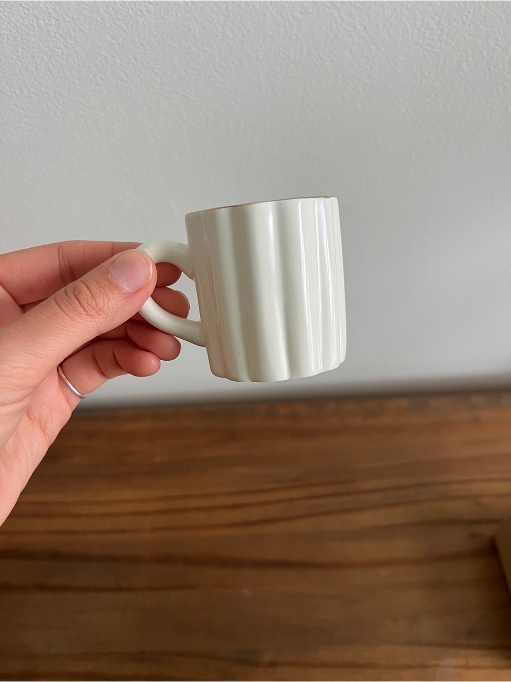 sezane white fluted espresso cup with gold rim brand new in box - Picture 2 of 6
